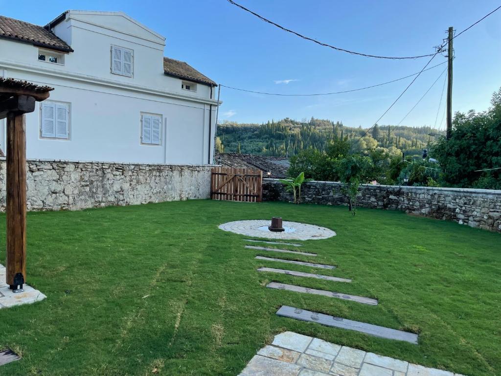 Zahrada ubytování Goninos Jacuzzi Suite
