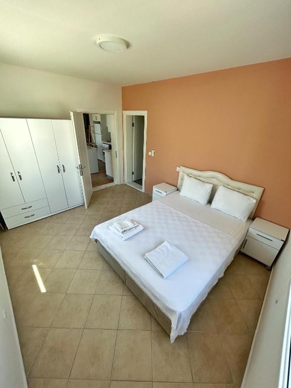 Loca Centre Suites - 12