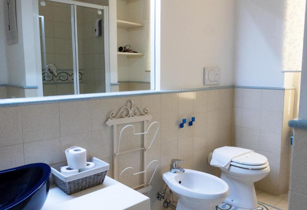 A bathroom at Residenza Romana