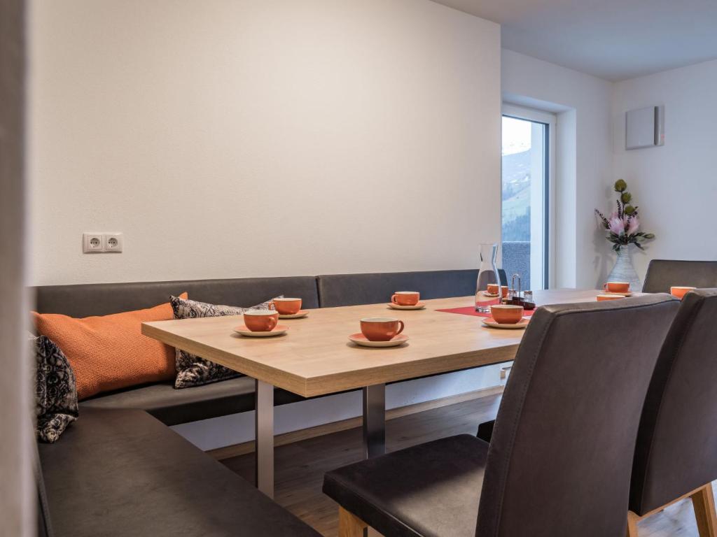 Posezení v ubytování Apartment Montec Apart 2 by Interhome