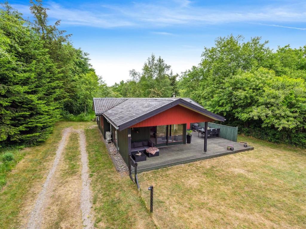 Zahrada ubytování Holiday Home Nyalle - 30km from the sea by Interhome