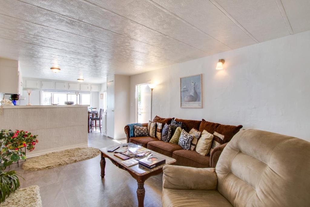 Gallery image of Rosamond Vacation Rental with Grill, Near Vineyards! in Rosamond