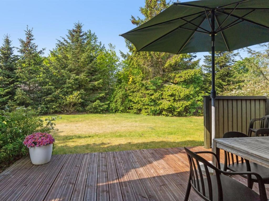 Zahrada ubytování Holiday Home Winter - 500m from the sea by Interhome
