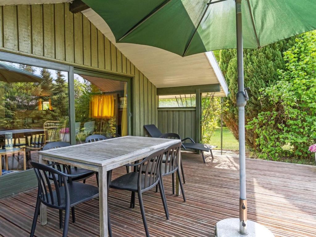 Zahrada ubytování Holiday Home Winter - 500m from the sea by Interhome