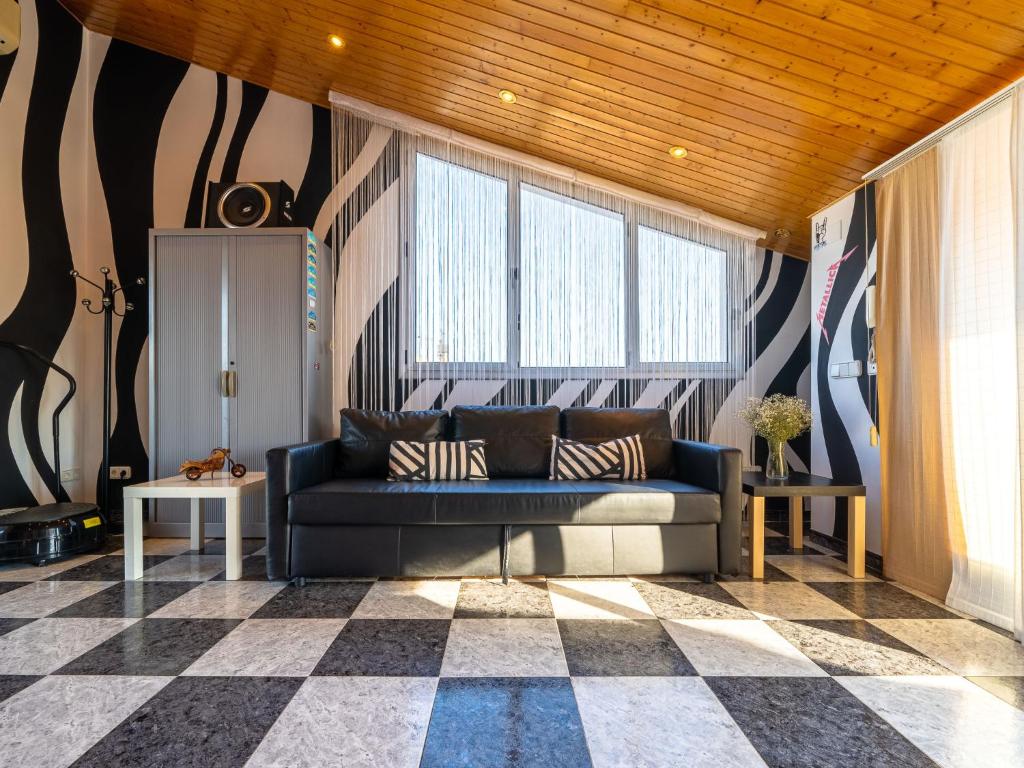 Posezení v ubytování Villa Villa Luxury Rock Tirri by Interhome