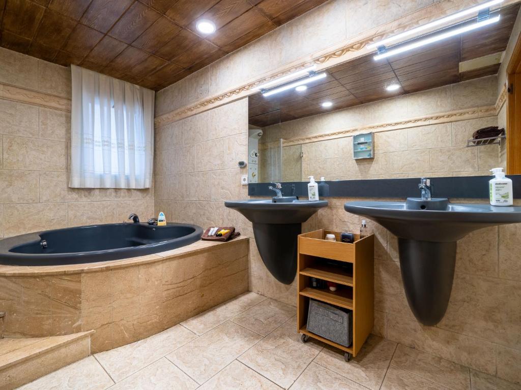 Fotografie z fotogalerie ubytování Villa Villa Luxury Rock Tirri by Interhome v destinaci Reus
