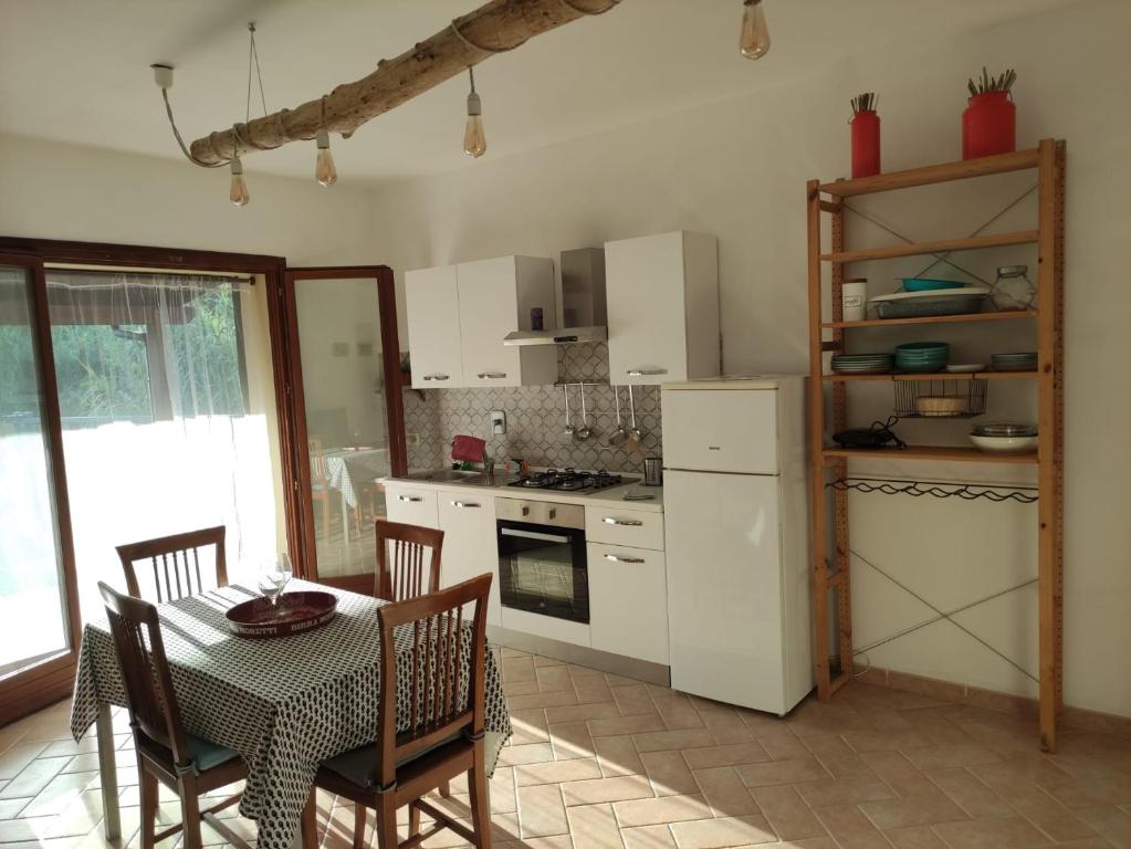 Kuchyň nebo kuchyňský kout v ubytování CASA LACONA