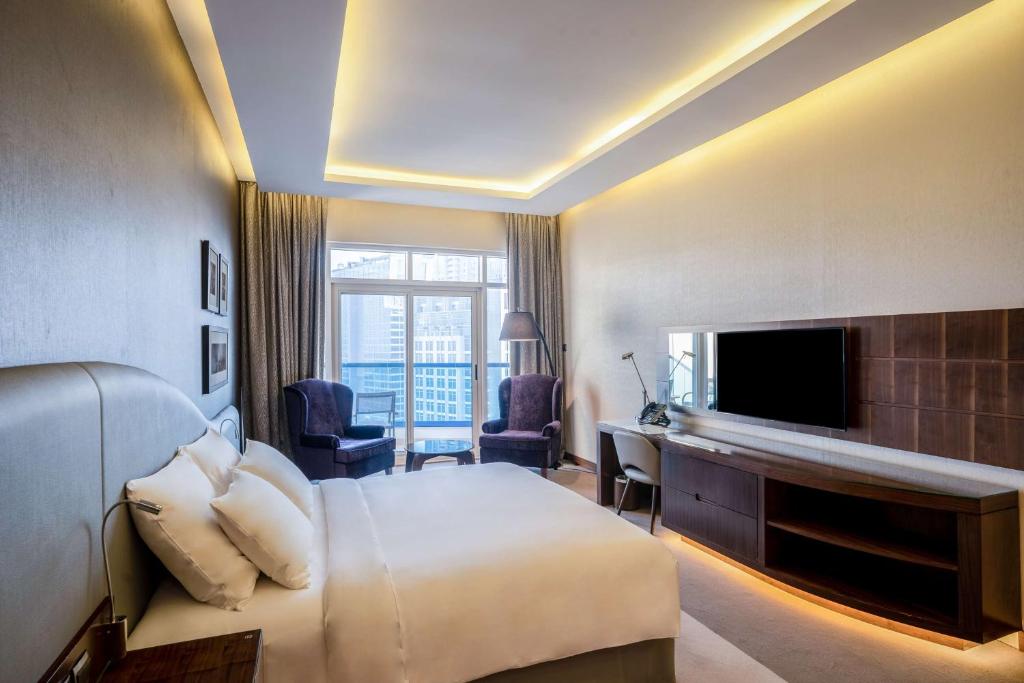 Radisson Blu Hotel, Dubai Waterfront، دبي – أحدث أسعار 2023