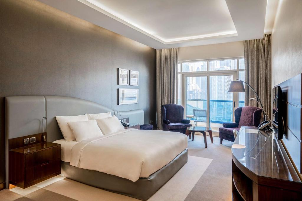 Radisson Blu Hotel, Dubai Waterfront - Executive Room Mit Lounge -Zugang