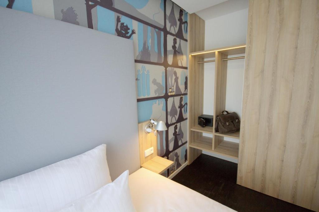 Grimm's Potsdamer Platz - 4