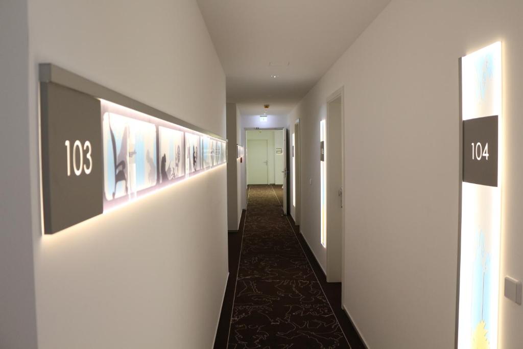 Grimm's Potsdamer Platz - Resim 13