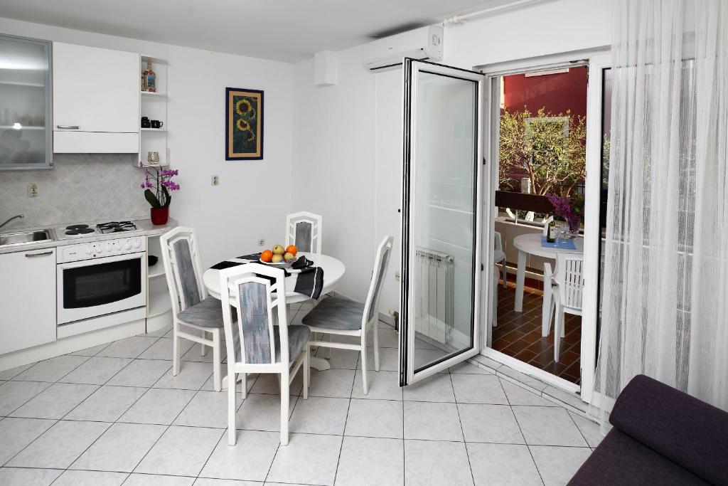Apartments in Beautiful Split - Квартира - Первый этаж