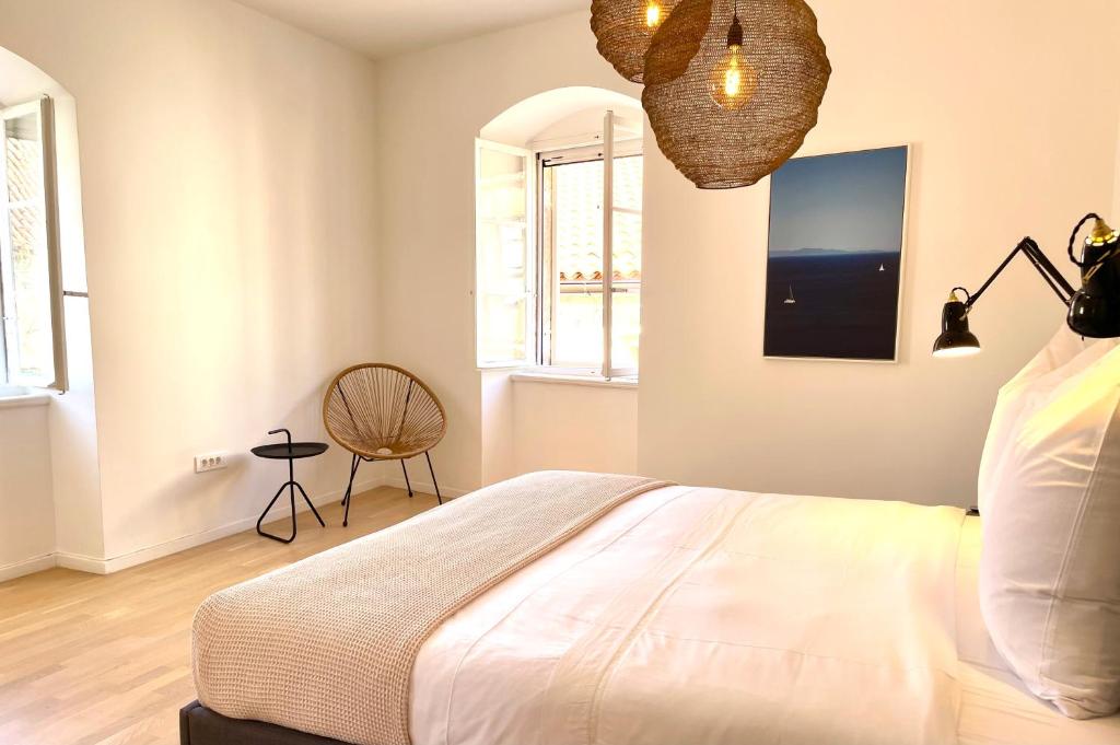 Pomalo Inn - Deluxe King Suite