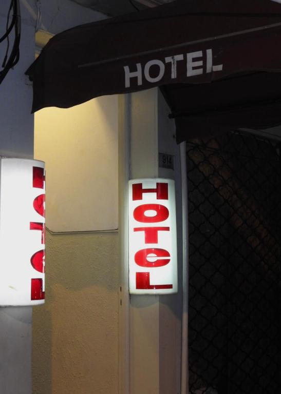 Certifikát, hodnocení, plakát nebo jiný dokument vystavený v ubytování Hotel Ideal