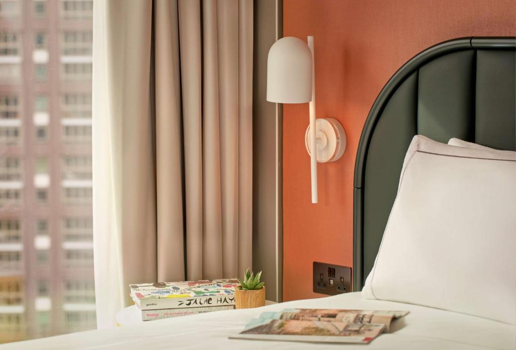 art'otel London Battersea Power Station, Powered by Radisson Hotels - Resim 44