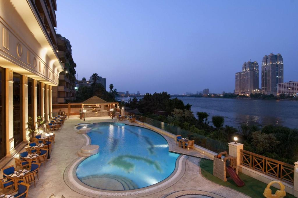 Bazén v ubytování Hilton Cairo Zamalek Residences nebo v jeho okolí