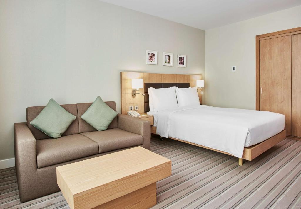 Hilton Garden Inn Dubai, Mall Avenue - Resim 29