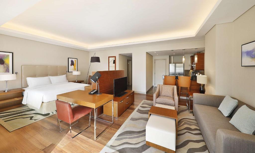 Hilton Riyadh Hotel & Residences - Studio King - Accessible