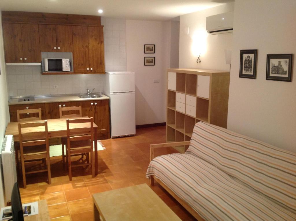 Alojamientos Turísticos Casco Antiguo - 14