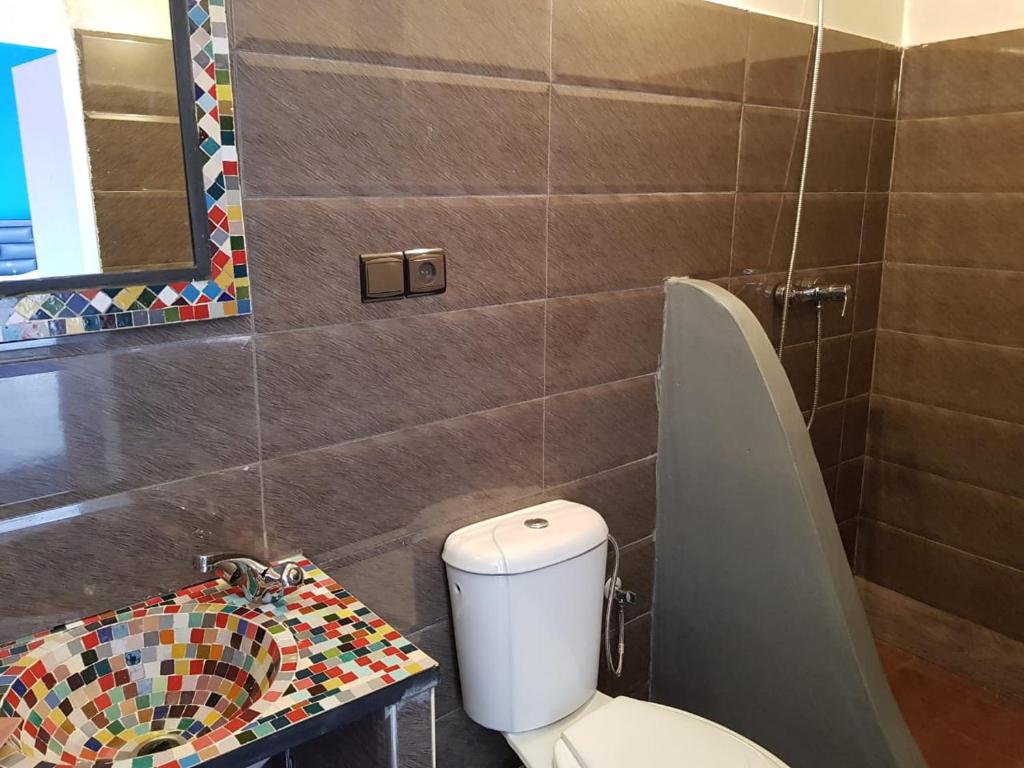 Koupelna v ubytování Dar Suncial