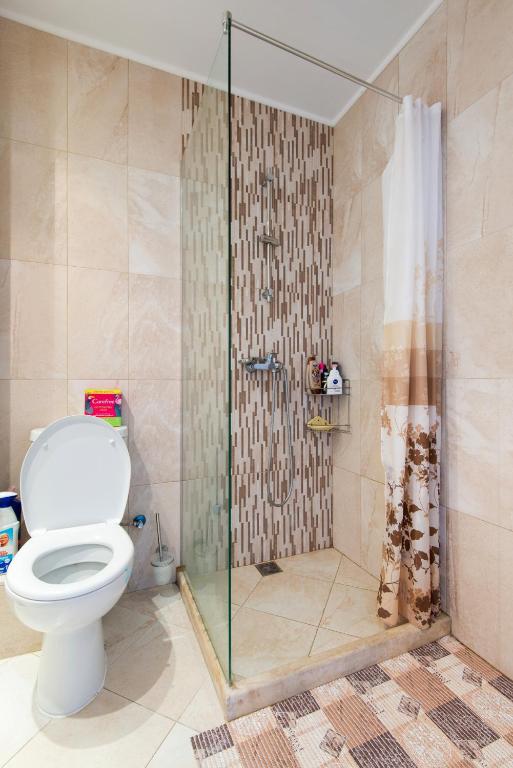 Koupelna v ubytování La Mer Luxury Apartment