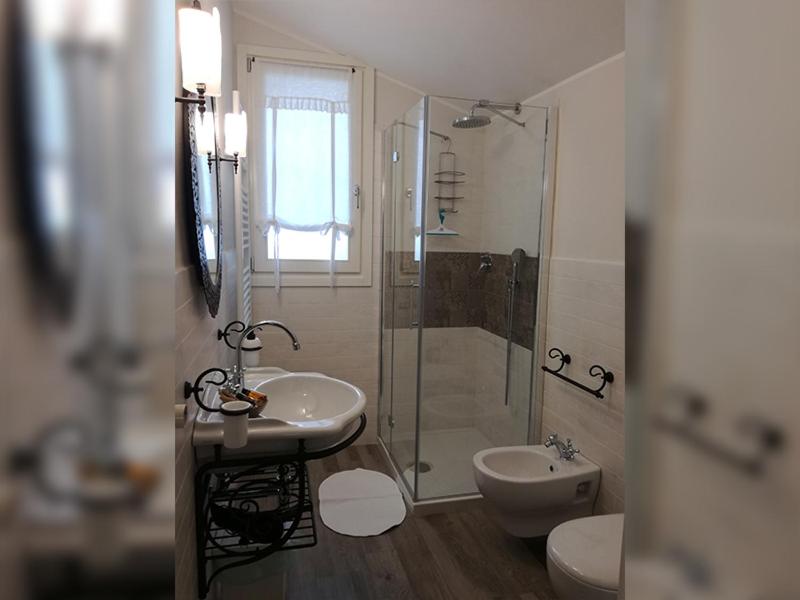 Koupelna v ubytování B&B Nadine
