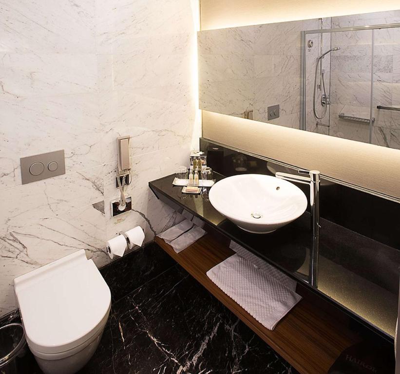 DoubleTree By Hilton Istanbul - Old Town - Twin Room