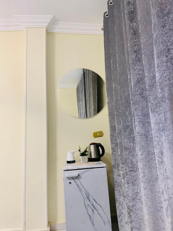 LOAY PYRAMIDS VIEW - 2