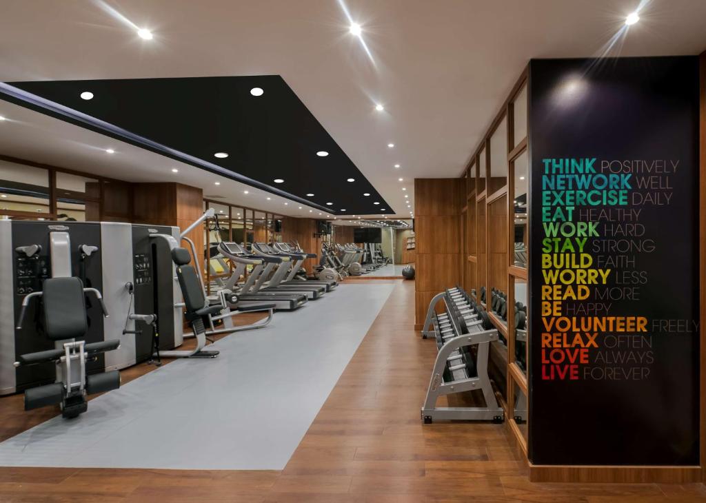 Fitness centrum a/nebo fitness zařízení v ubytování Doubletree By Hilton Elazig