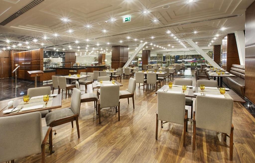 رزرو هتل، DoubleTree by Hilton Istanbul-Avcilar | 09197245266