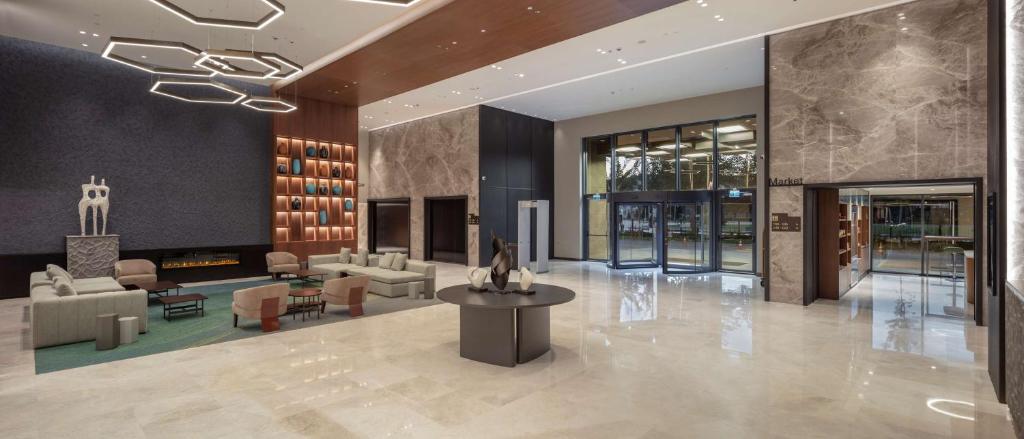 Posezení v ubytování Doubletree By Hilton Canakkale