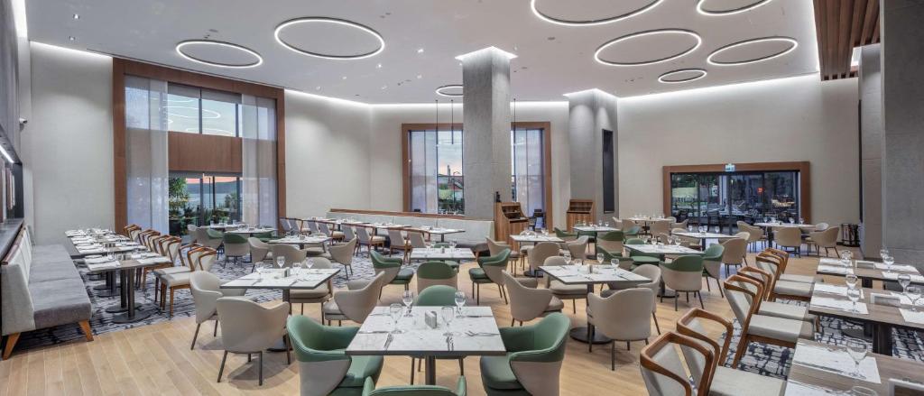Restaurace v ubytování Doubletree By Hilton Canakkale