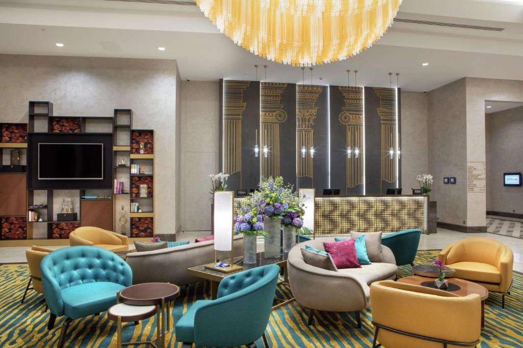 Posezení v ubytování Doubletree By Hilton Antalya City Centre