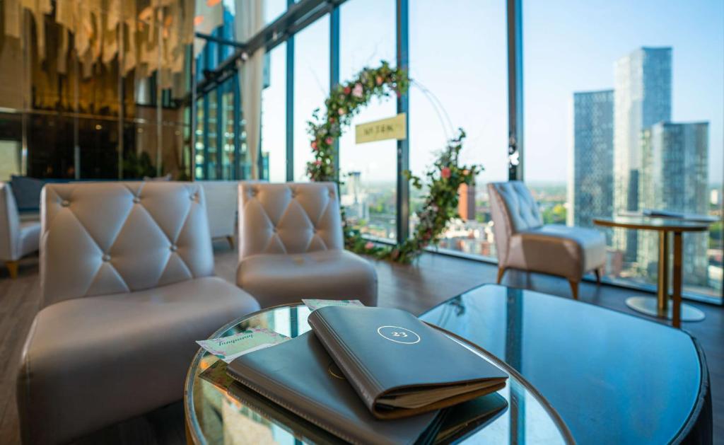 Posezení v ubytování Hilton Manchester Deansgate