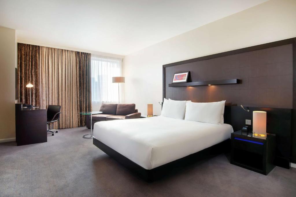 Hilton London Canary Wharf - Resim 26