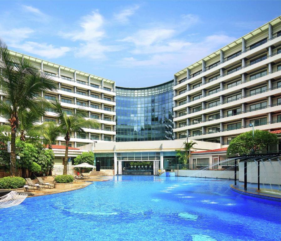 Bazén v ubytování Hilton Guangzhou Science City, Free Shuttle Bus during Canton Fair nebo v jeho okolí