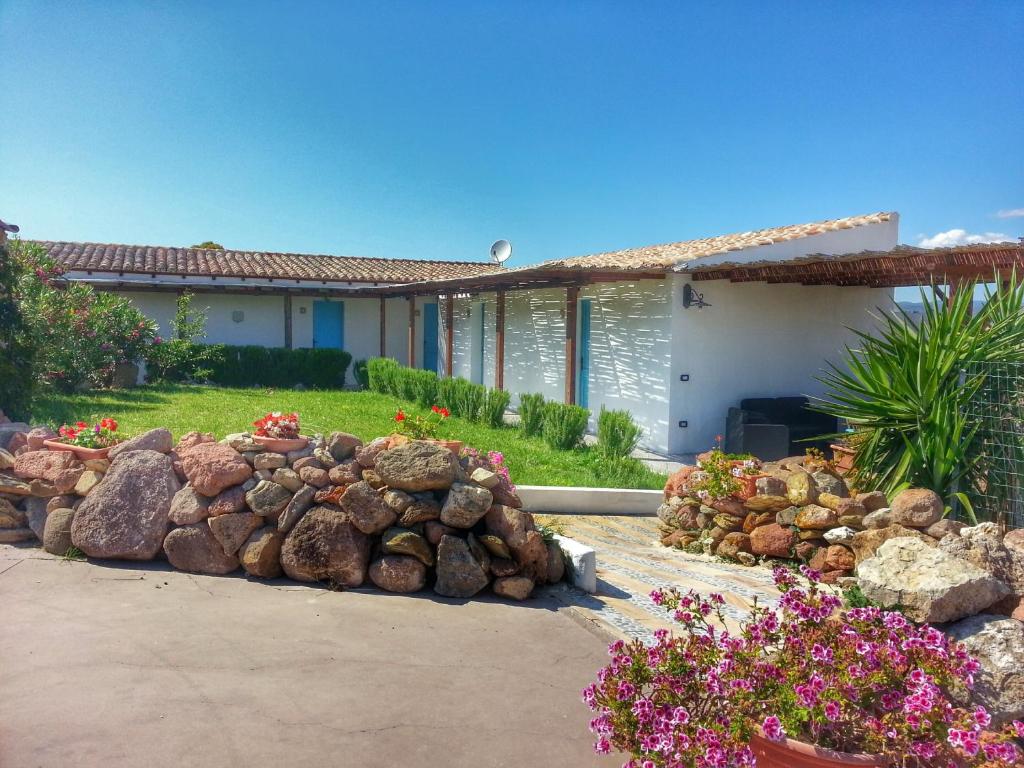 Sa Corti De Sa Perda a Piscinas - Rustico B&B panoramico