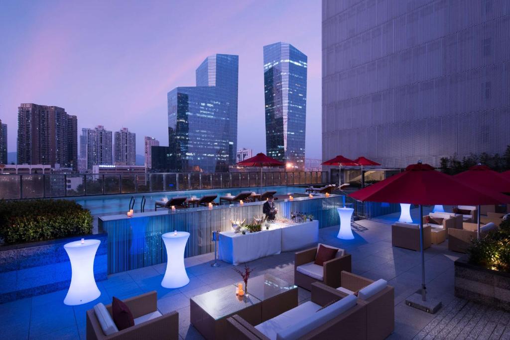 Posezení v ubytování Hilton Shenzhen Futian, Metro Station at Hotel Front Door, Close to Futian Convention & Exhibition Center
