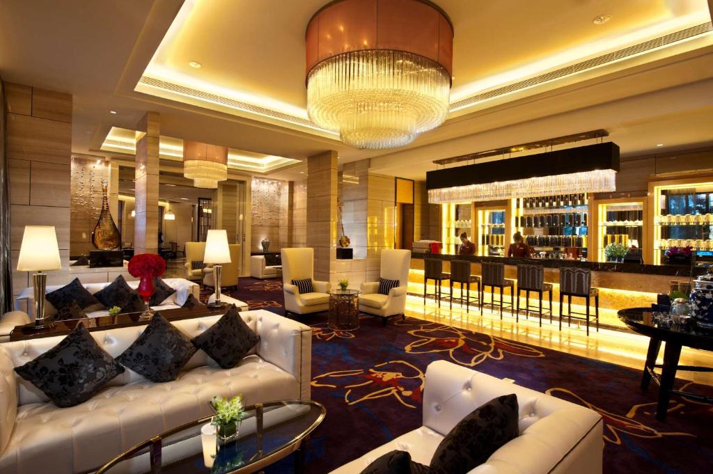 Posezení v ubytování Hilton Guangzhou Baiyun - Free Shuttle for Canton Fair Period, Close to Luhu Golf Club & Leather Market