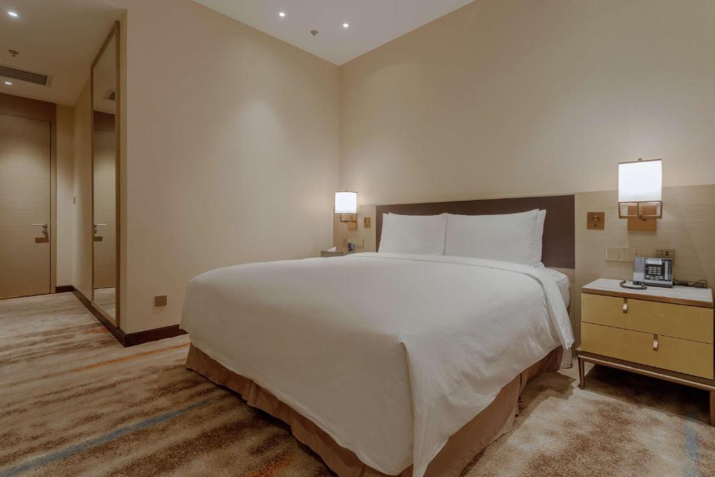 Hilton Shenyang - Suite Familiar