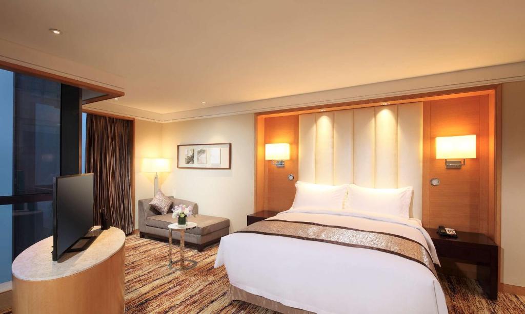 Postel nebo postele na pokoji v ubytování DoubleTree by Hilton Wuhu