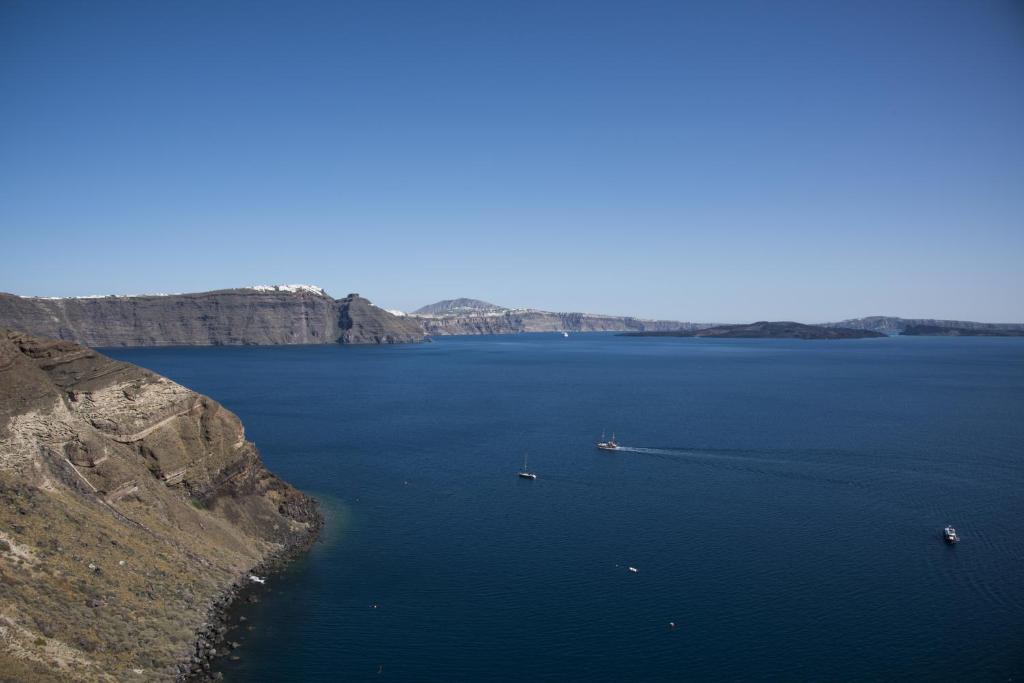 Ambition Suites - 16