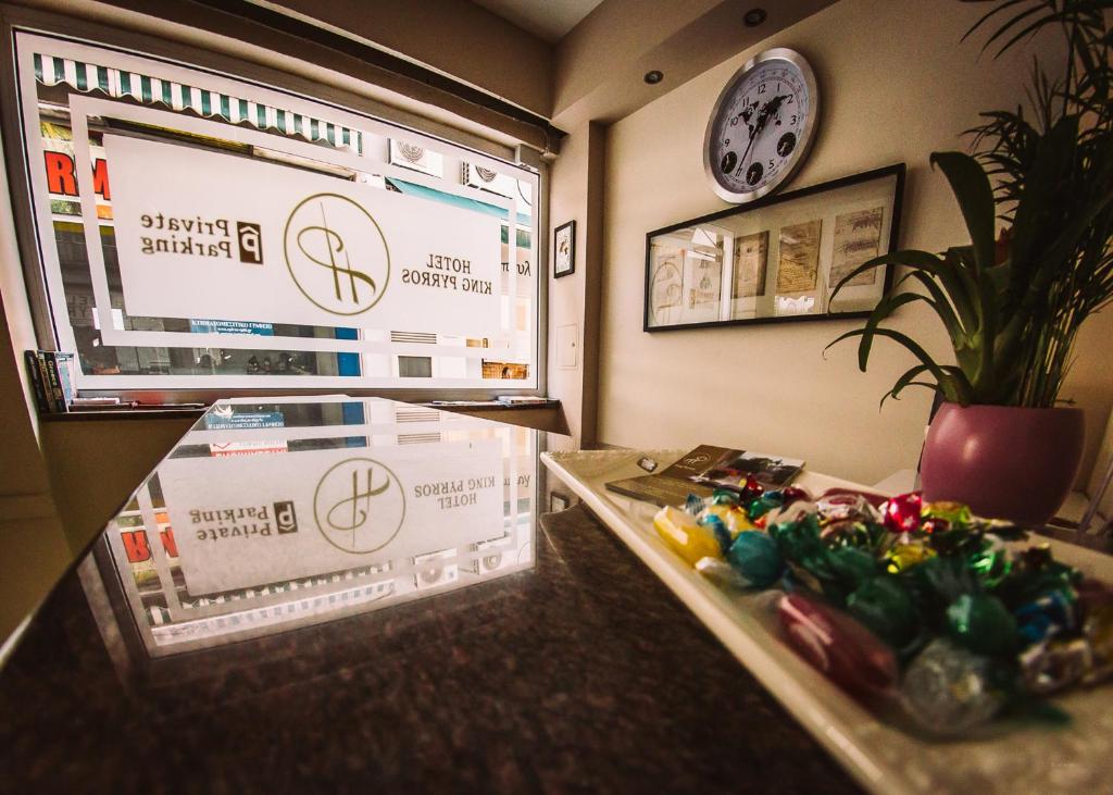 Hotel King Pyrros - Resim 19