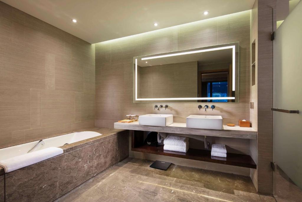 Koupelna v ubytování Hilton Garden Inn Shiyan