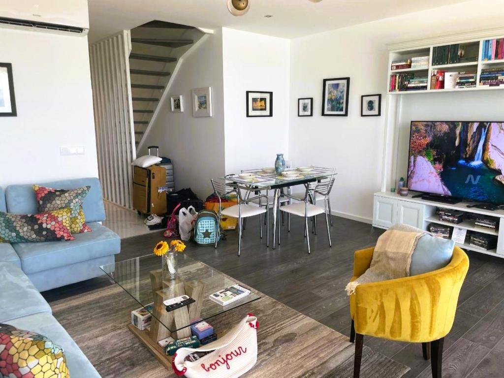 Duplex Seaview Condo - Image 3