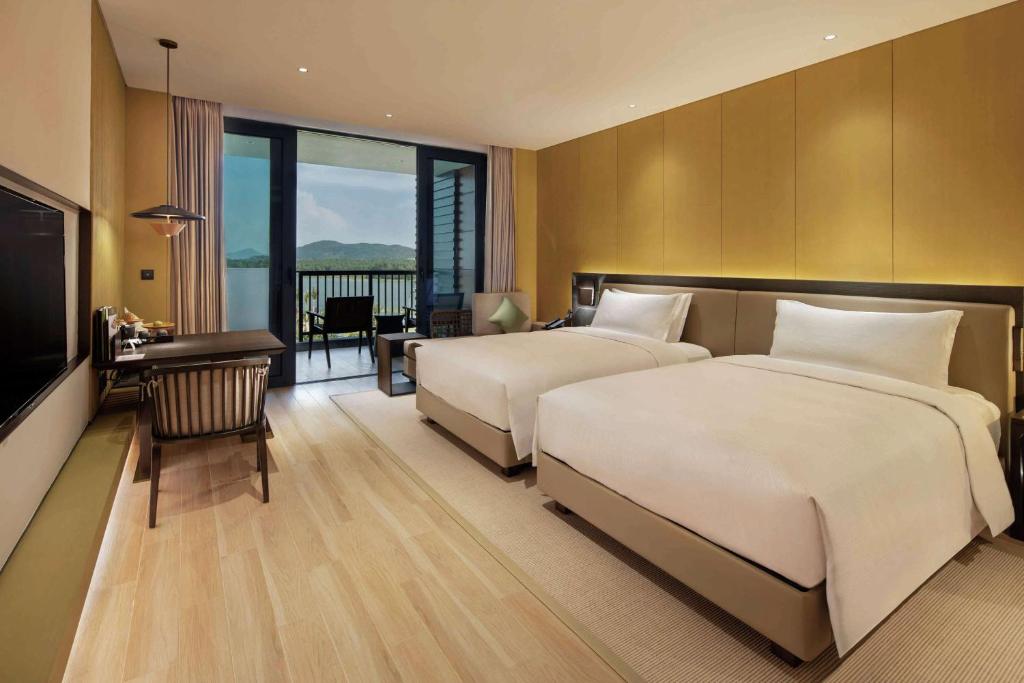 Doubletree Resort By Hilton Hainan - Xinglong Lakeside - Vista De Lago De La Sala Gemela Premium