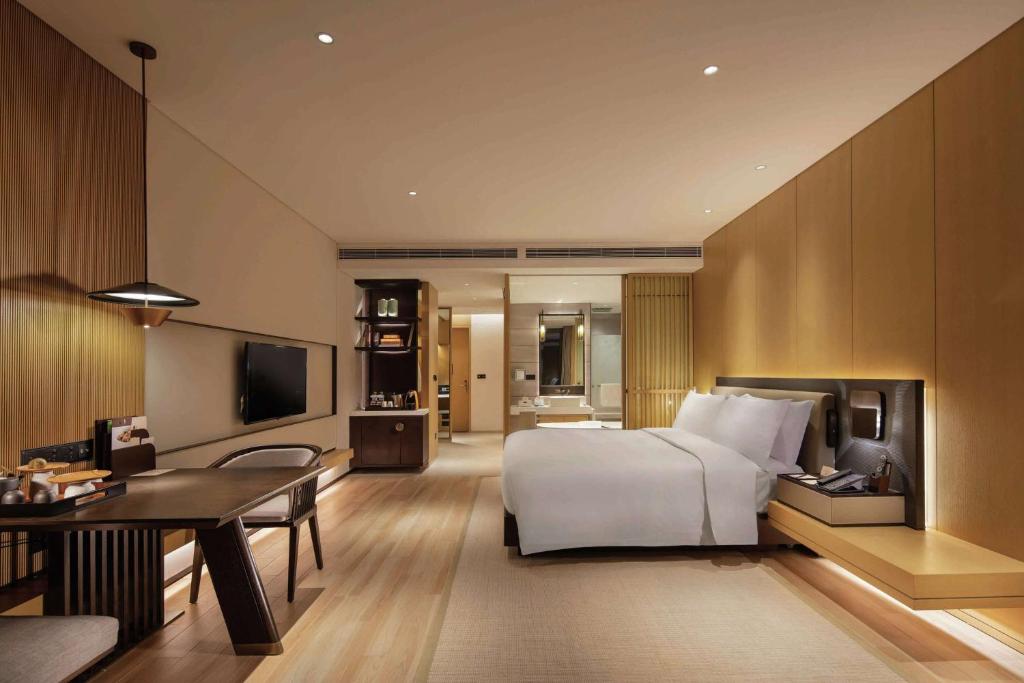 Doubletree Resort By Hilton Hainan - Xinglong Lakeside - Deluxe King Room