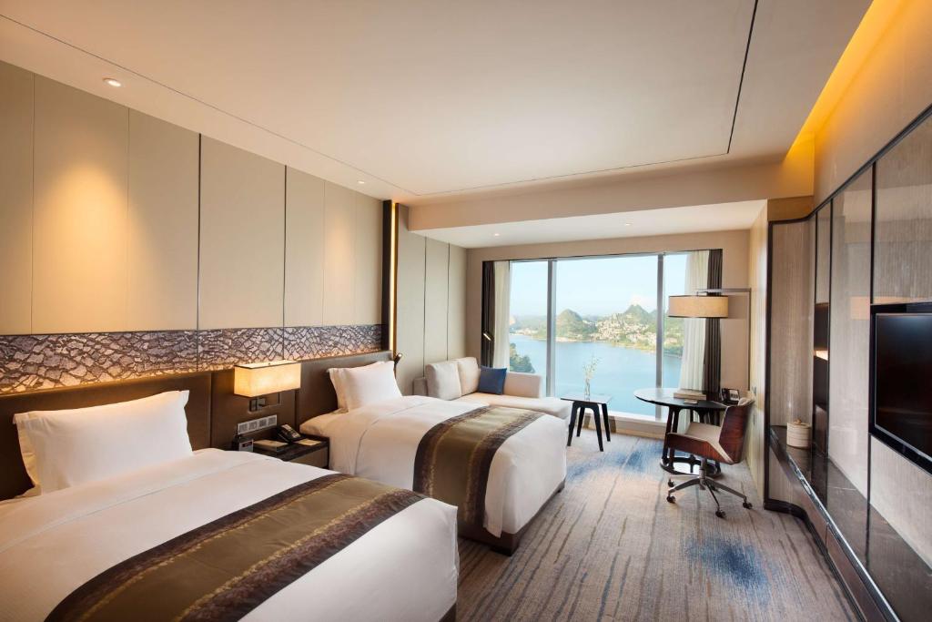 DoubleTree by Hilton Hotel Anshun - Habitación Gemela Con Vista Al Lago