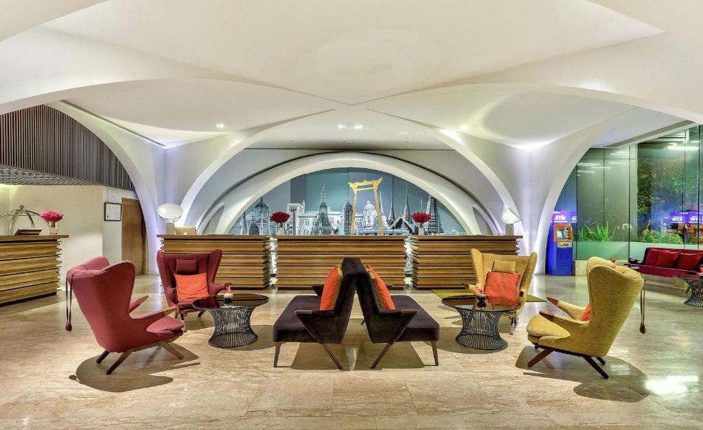 DoubleTree by Hilton Sukhumvit Bangkok - Resim 1