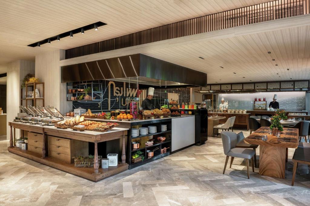 DoubleTree by Hilton Bangkok Ploenchit - Resim 5